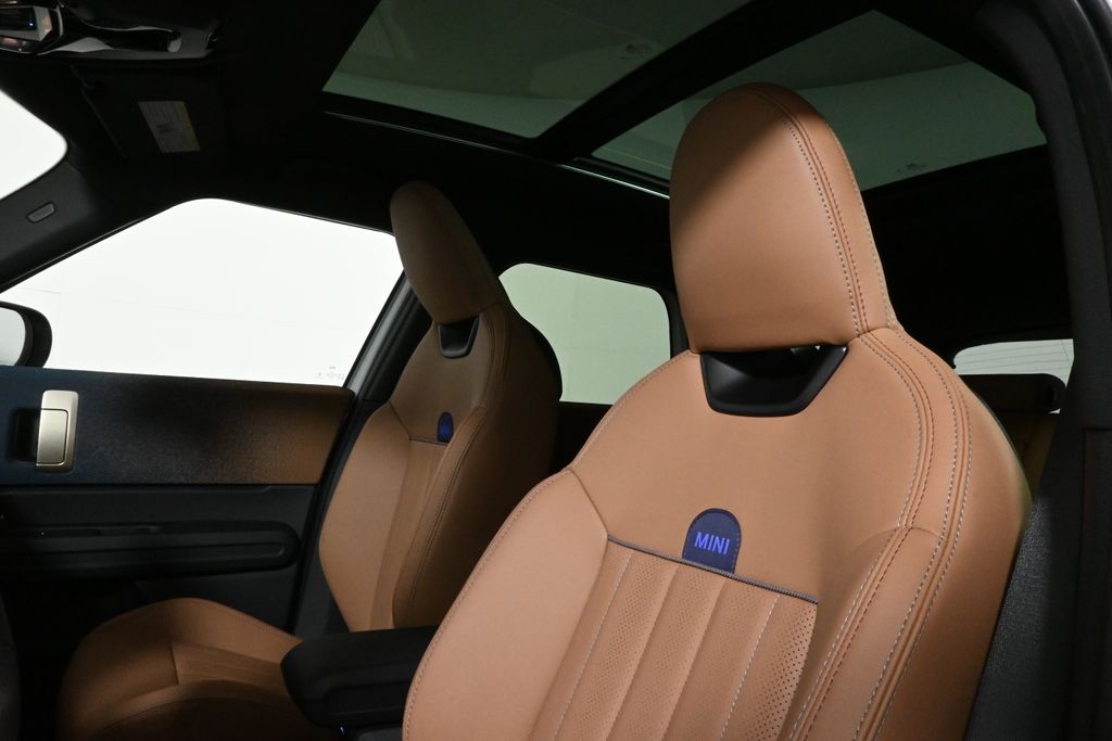 2025 Mini Countryman S ALL4 photo 14