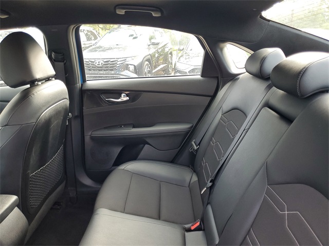 2023 Kia Forte GT-Line photo 29