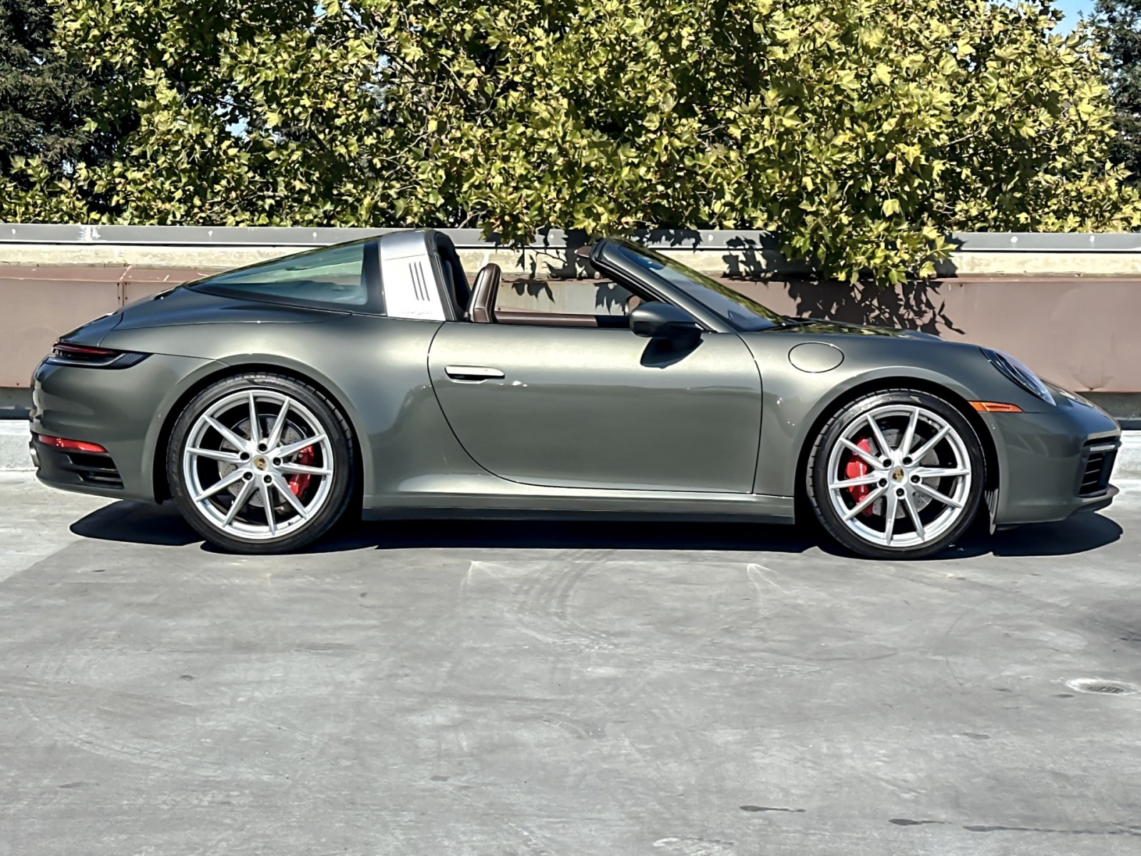 2024 Porsche 911 4S photo 9