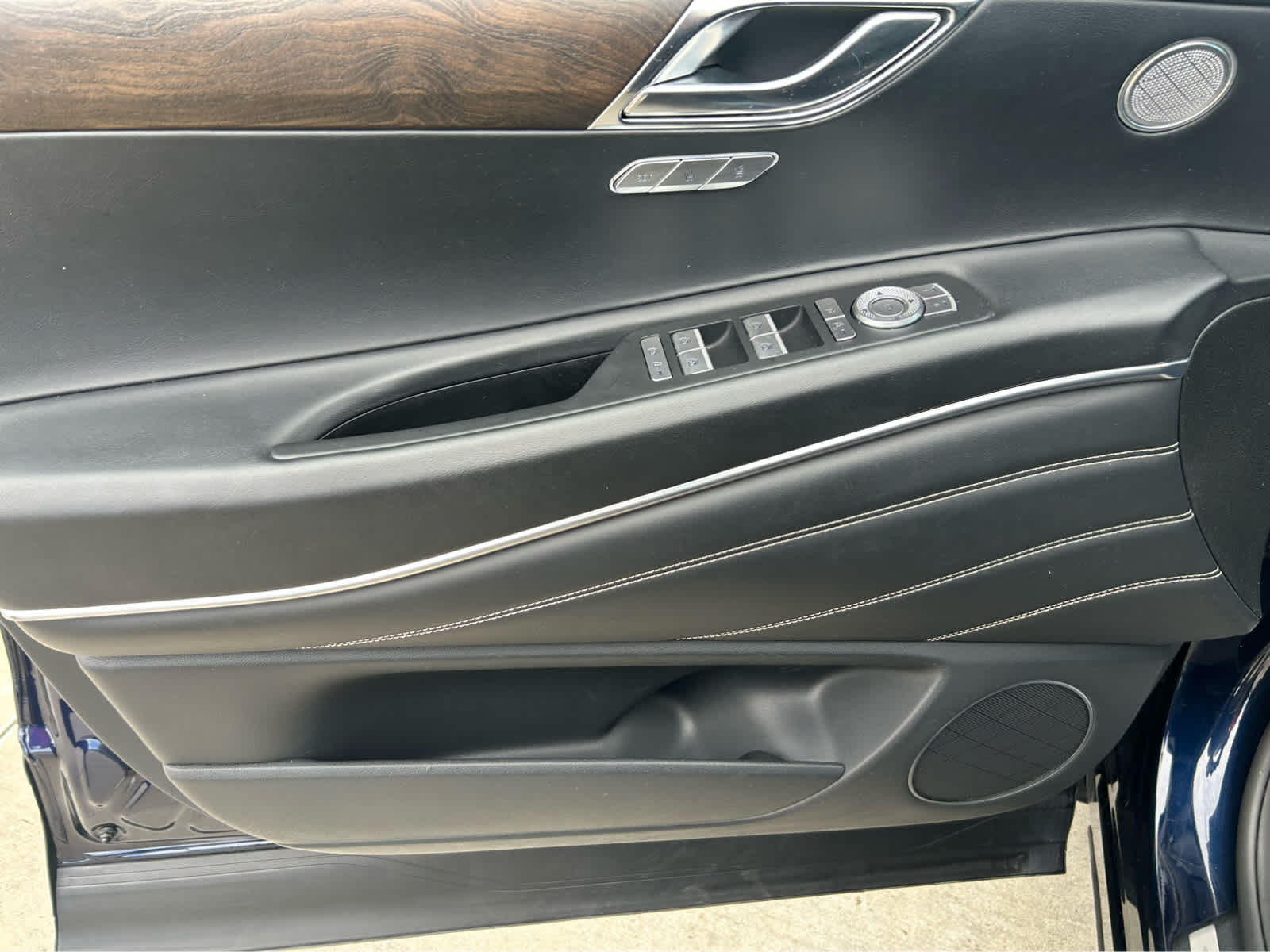 2024 Genesis GV80 Advanced 2.5T Prestige photo 6