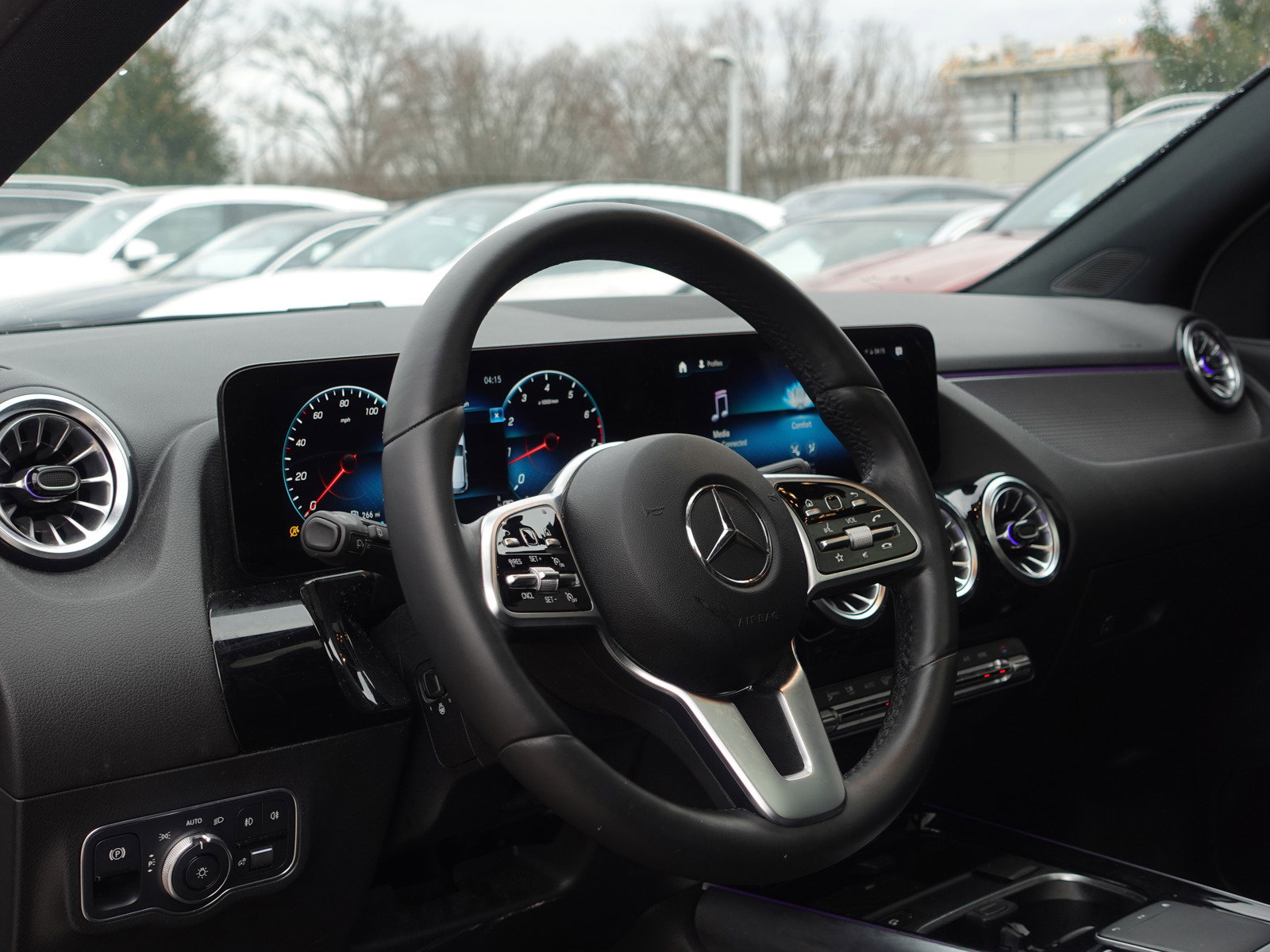 2022 Mercedes Benz GLA 250 4MATIC photo 9