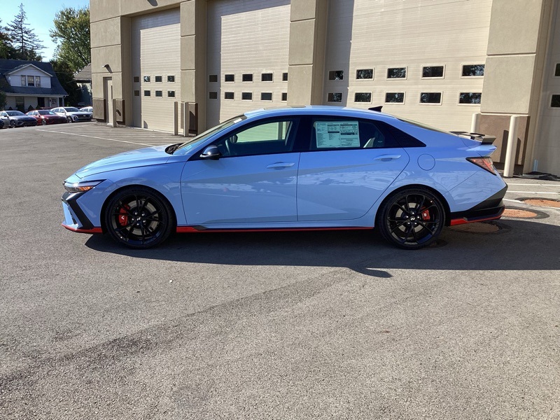 2025 Hyundai Elantra N Base photo 4