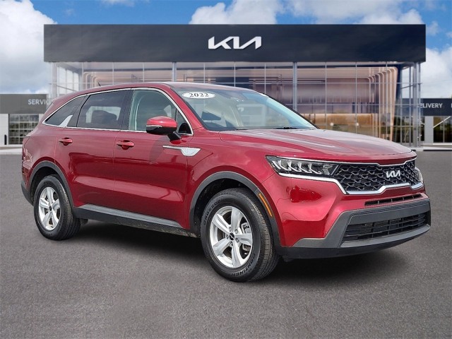 Certified Pre-Owned 2022 Kia Sorento LX