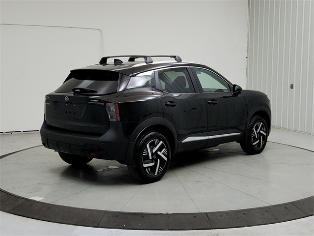 2025 Nissan Kicks SV photo 3