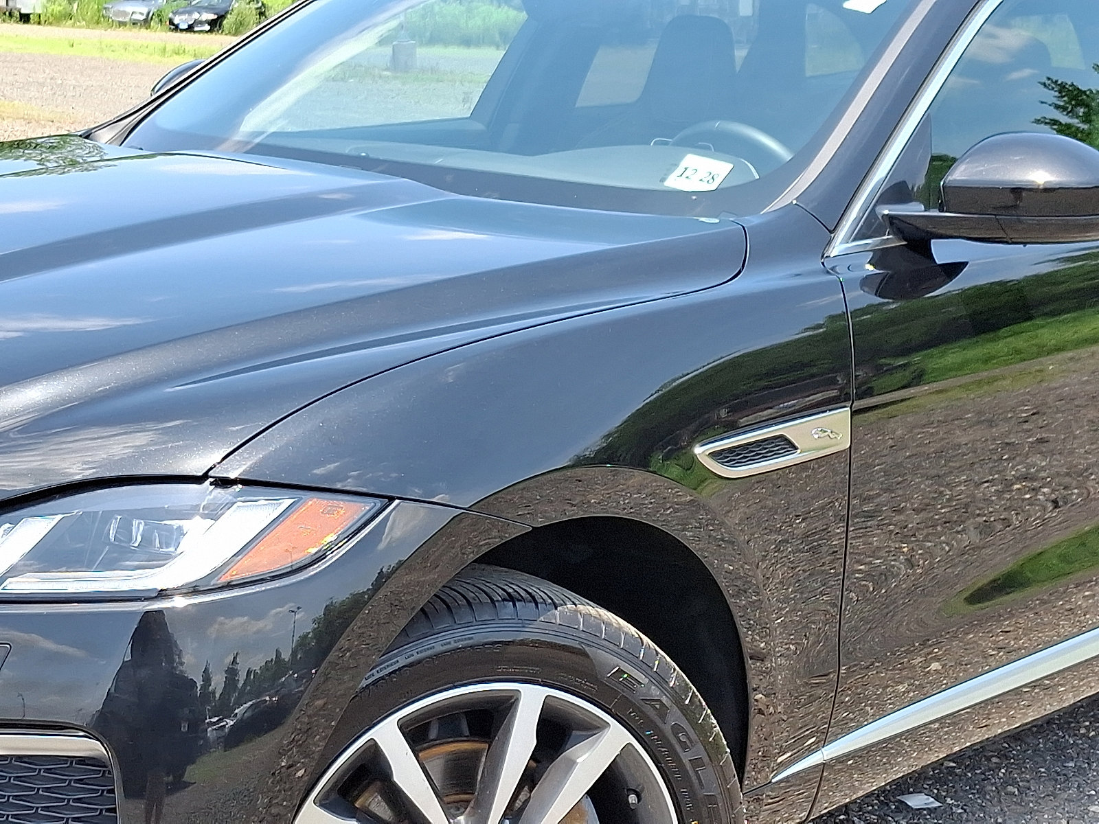 2024 Jaguar F-PACE P250 R-Dynamic S photo 8