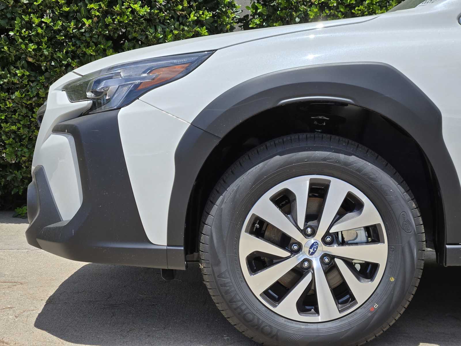 2025 Subaru Outback Premium photo 4