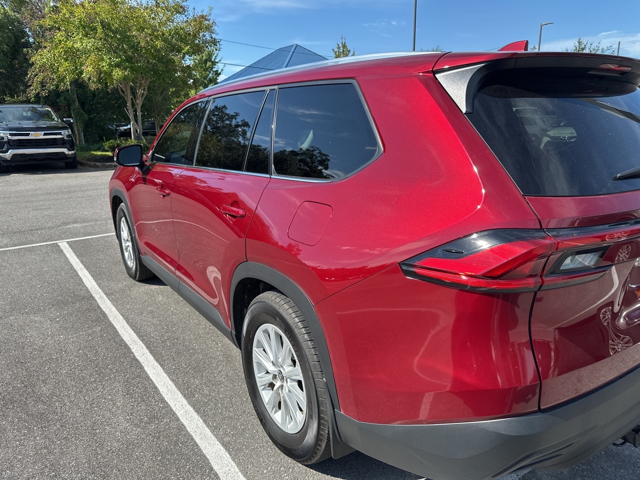 2024 Toyota Grand Highlander XLE photo 2