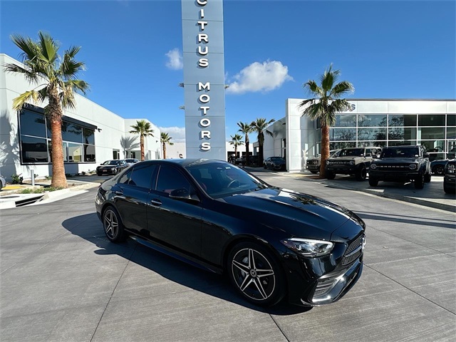 2025 Mercedes-Benz C-Class Sedan C 300's photo