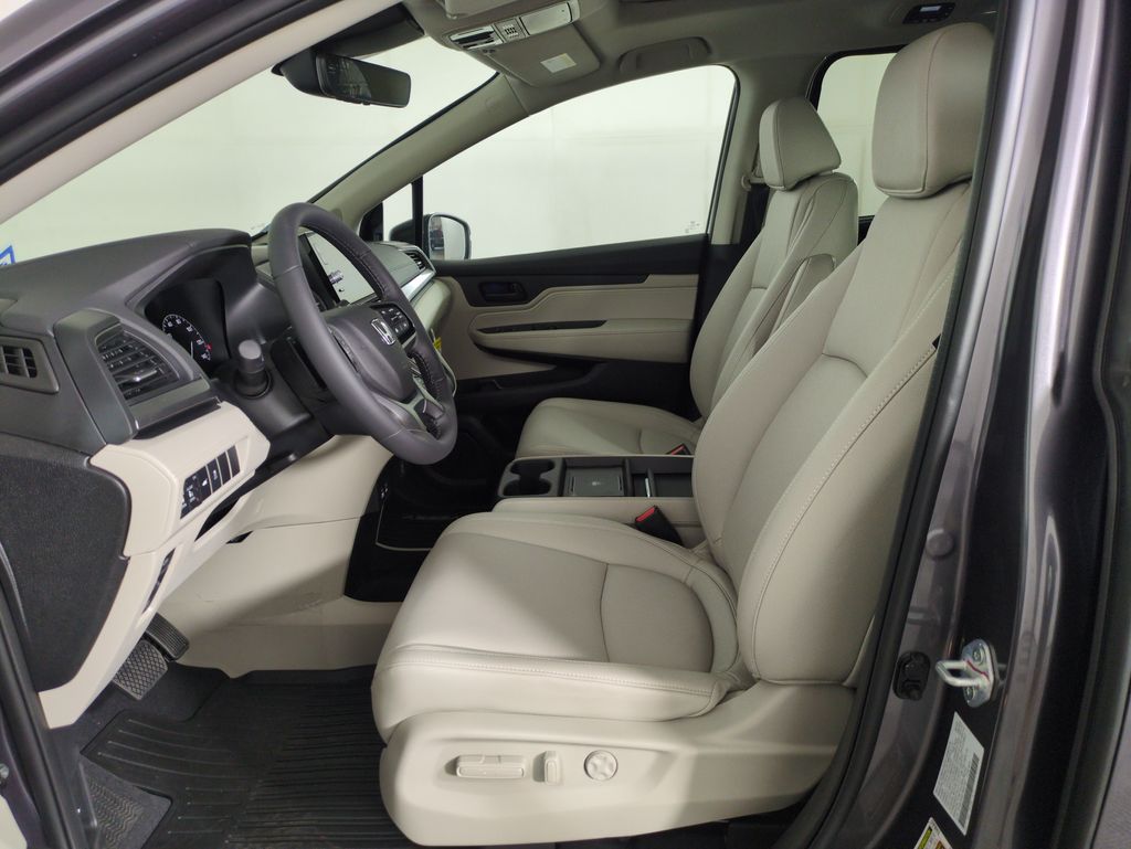 2026 Honda Odyssey EX-L photo 9