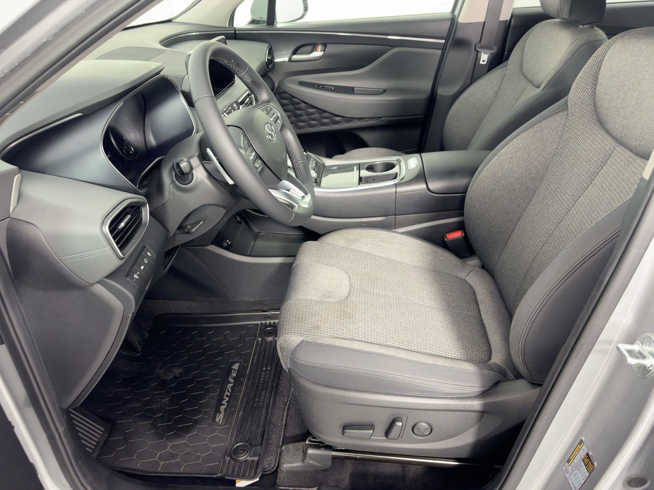 2023 Hyundai Santa Fe SEL photo 4