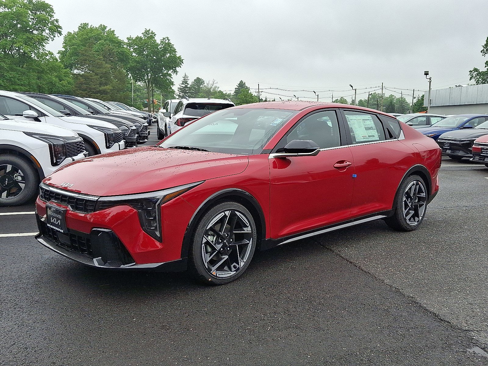 2025 Kia K4 GT-Line photo 3