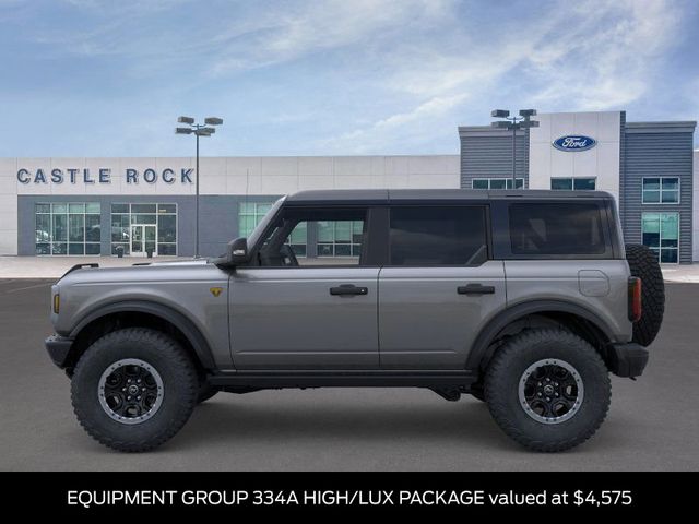 2024 Ford Bronco Badlands photo 2
