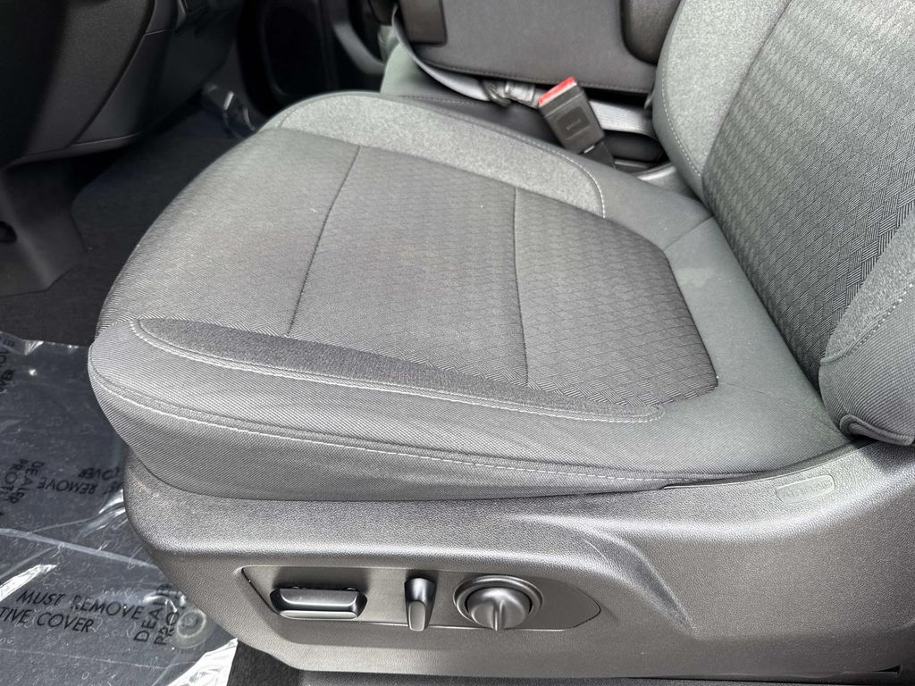 2020 Chevrolet Silverado 1500 LT photo 24