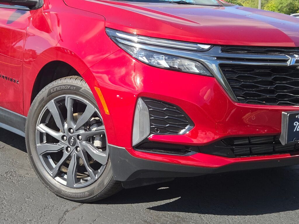 2022 Chevrolet Equinox RS photo 3