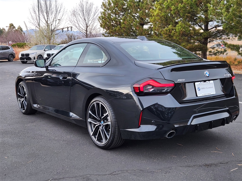 2024 Bmw 230i xDrive photo 3