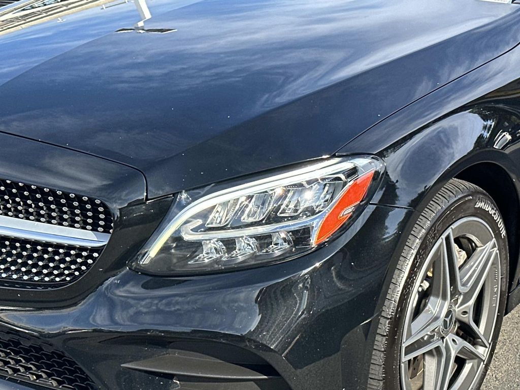 2019 Mercedes Benz C 300 photo 2