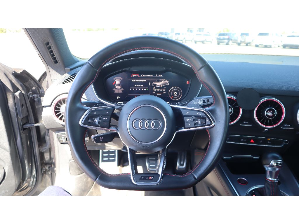 2017 Audi TTS photo 9