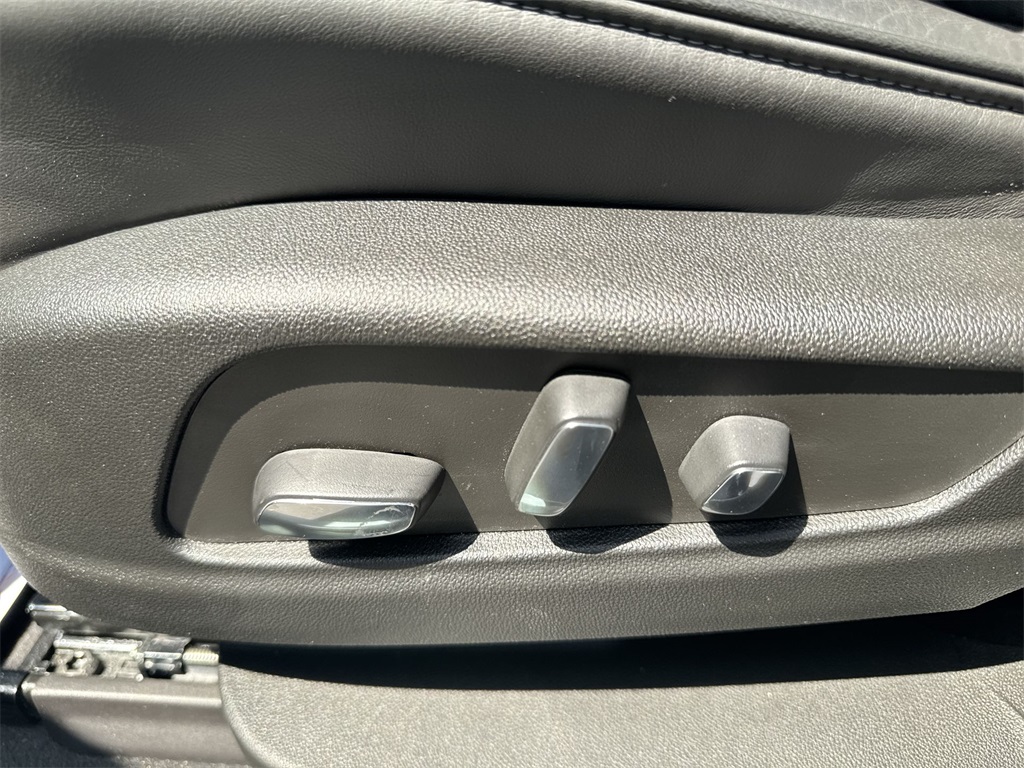 2024 Cadillac XT6 Sport photo 17
