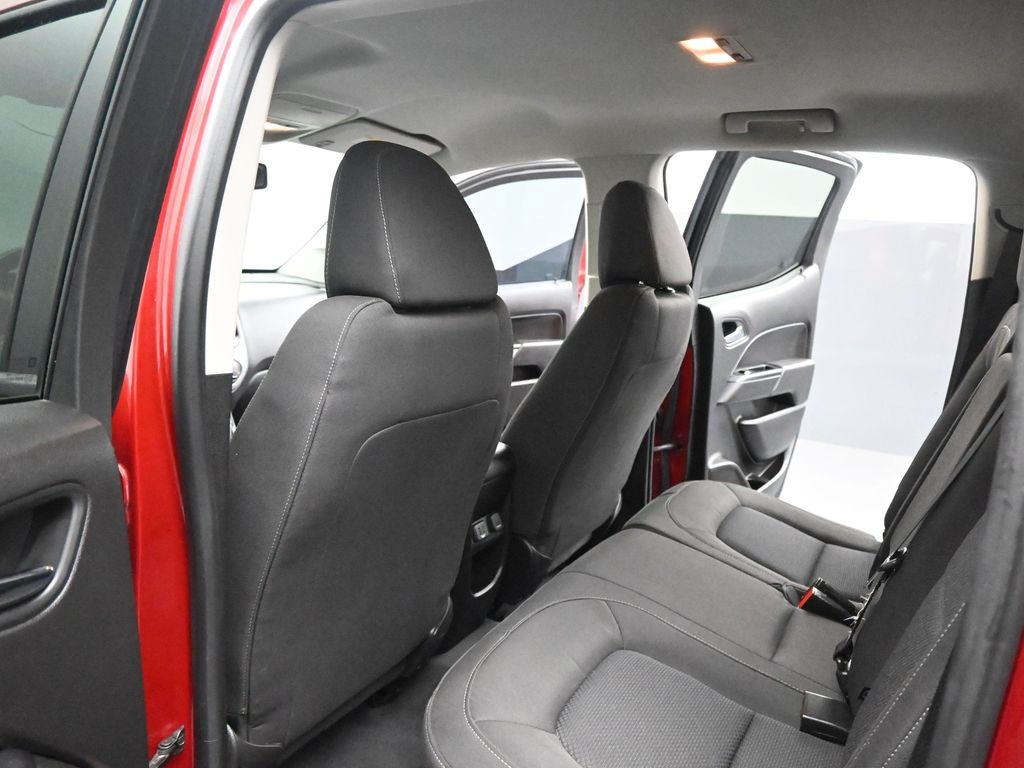 2021 Chevrolet Colorado LT photo 8