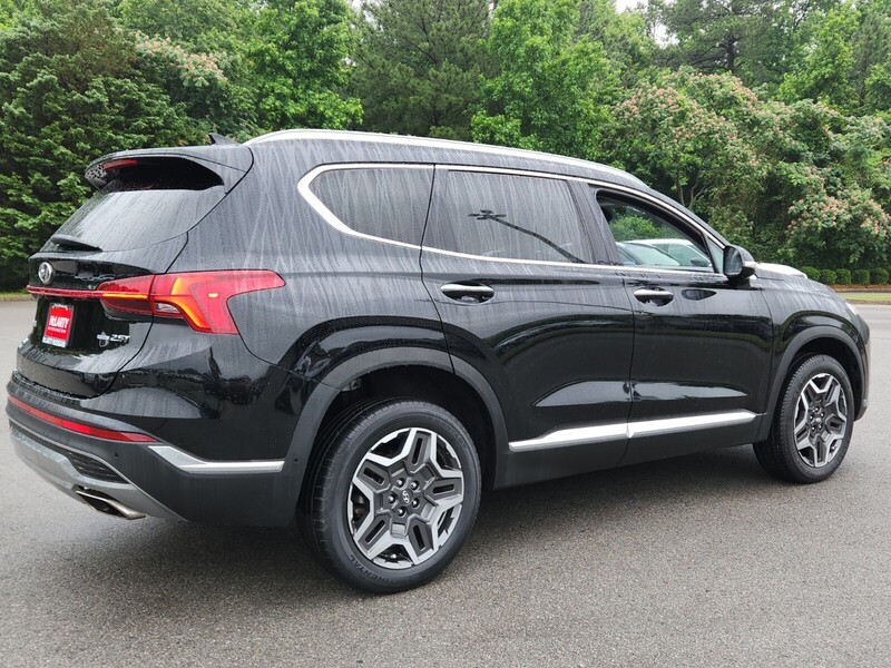 2023 Hyundai Santa Fe Limited photo 3