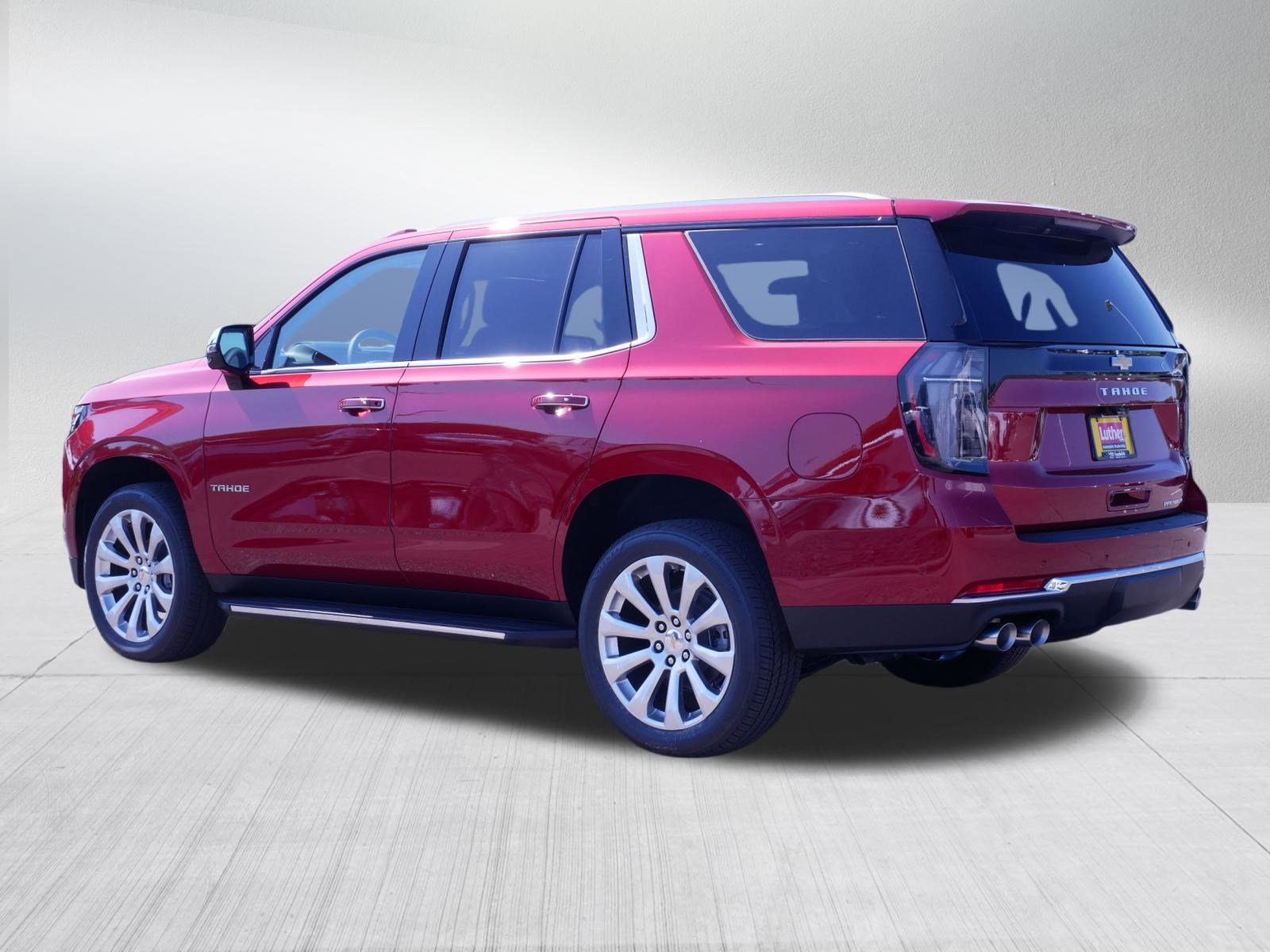 2025 Chevrolet Tahoe Premier photo 2