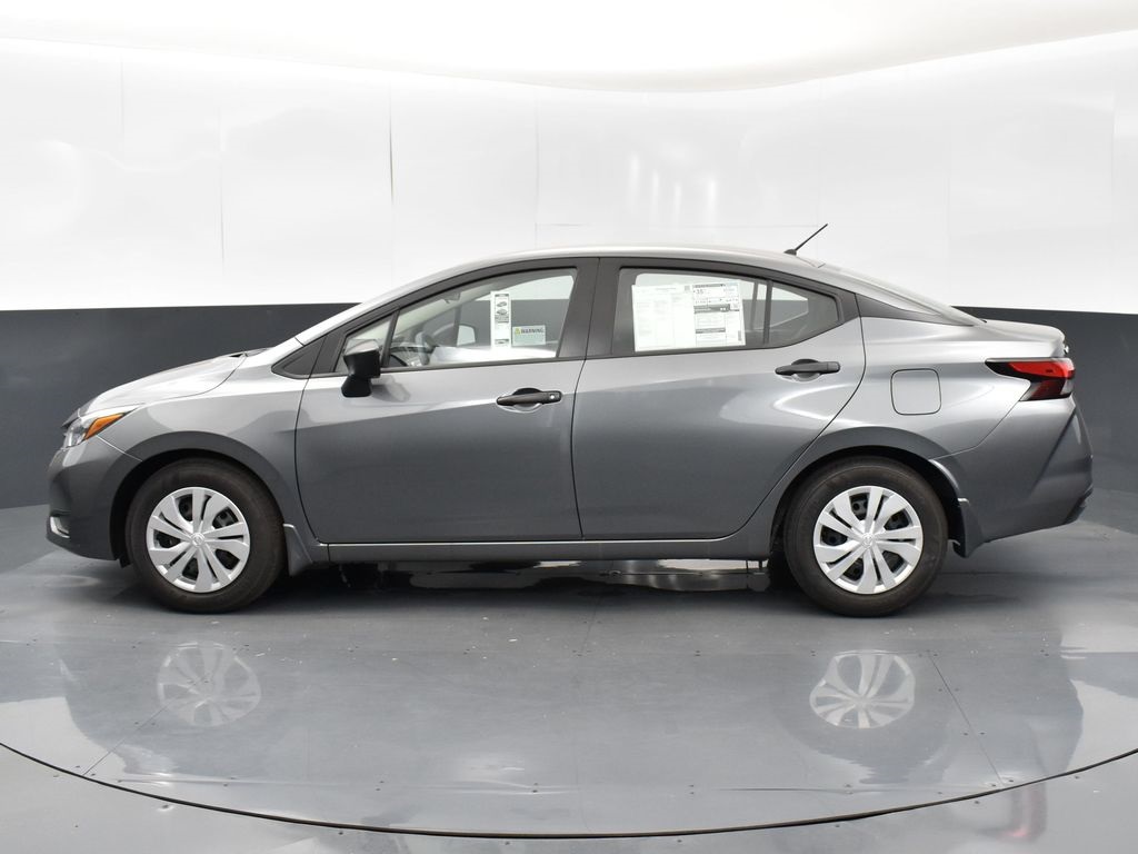 2025 Nissan Versa 1.6 S photo 4