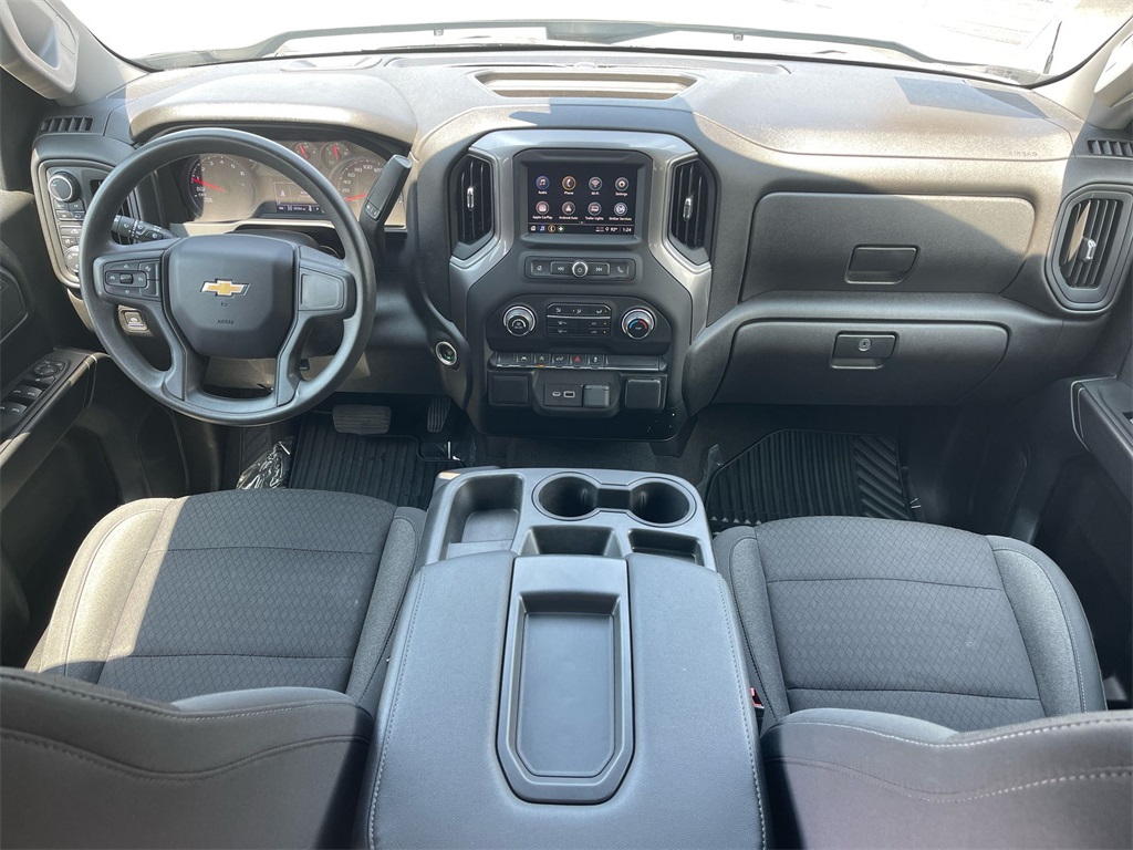 2022 Chevrolet Silverado 1500 Custom photo 10