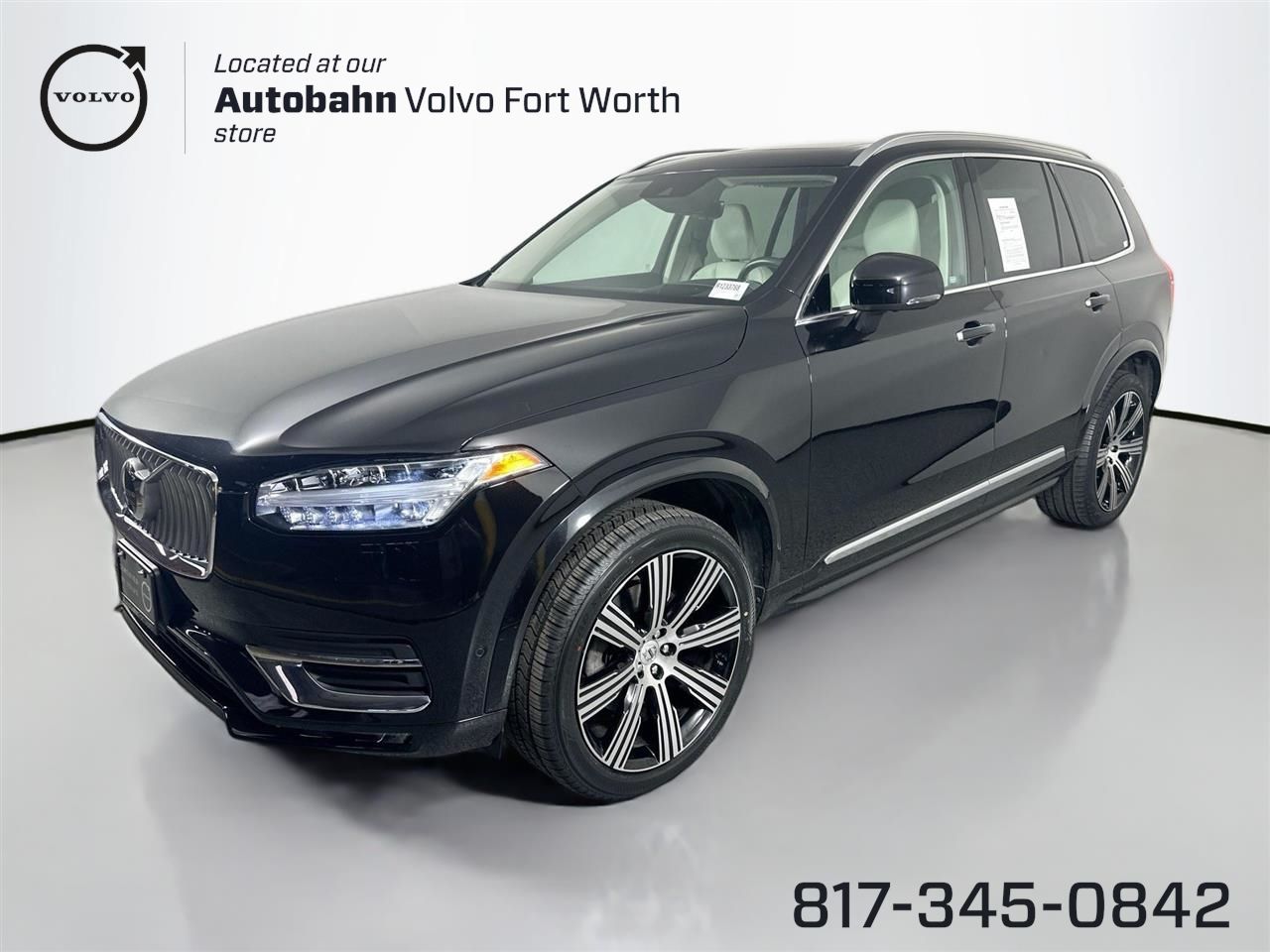 2024 Volvo XC90 Plus's photo