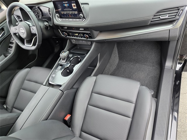 2023 Nissan Rogue SV photo 17