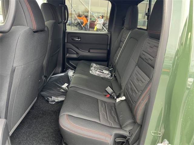 2025 Nissan Frontier PRO-4X photo 21