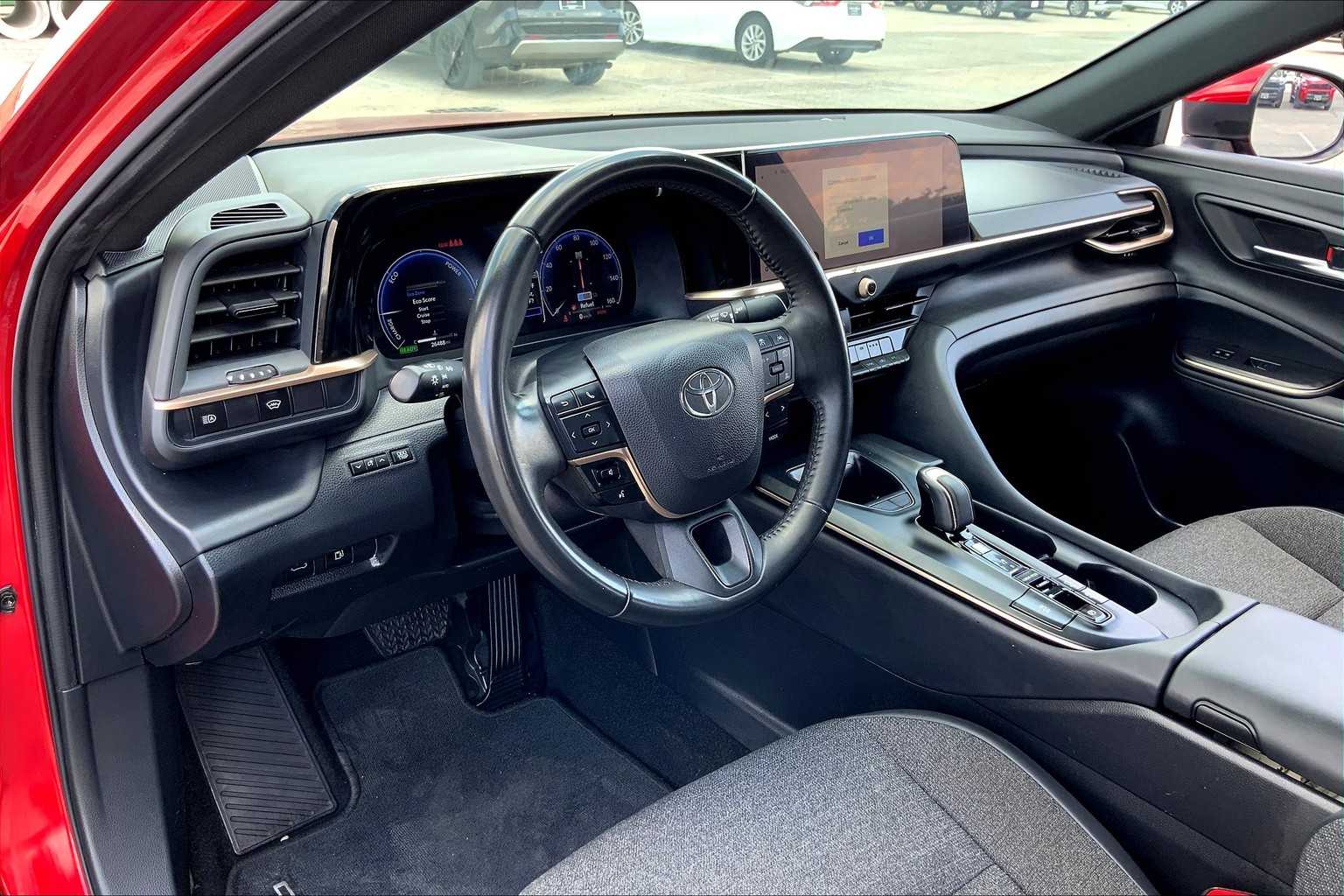 2023 Toyota Crown XLE photo 16