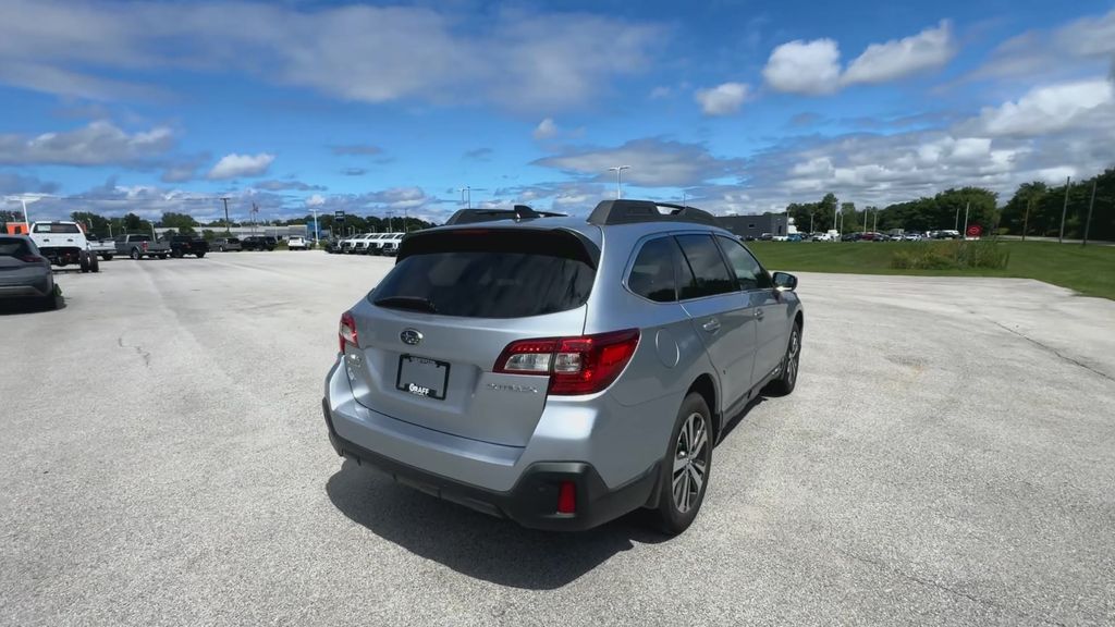 2019 Subaru Outback 2.5i photo 8