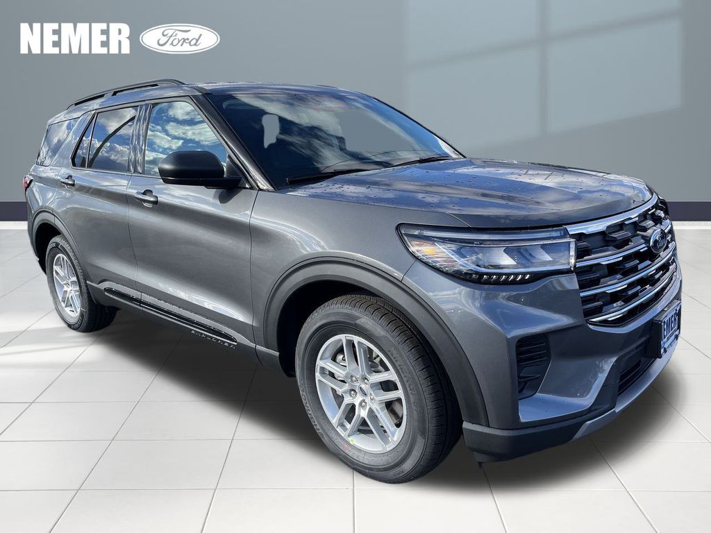 2026 Ford Explorer Active's photo
