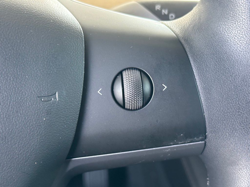 2022 Tesla Model 3 Long Range photo 12