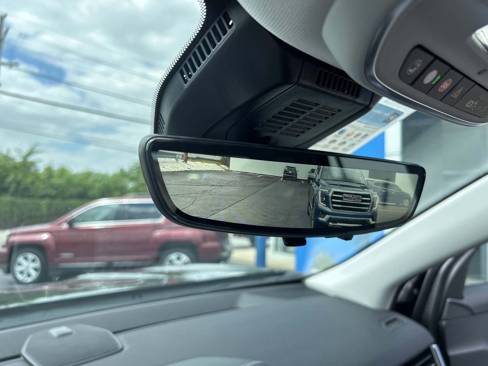 2026 Gmc Terrain Denali photo 34