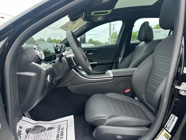 2025 Mercedes Benz C 300 4MATIC photo 13