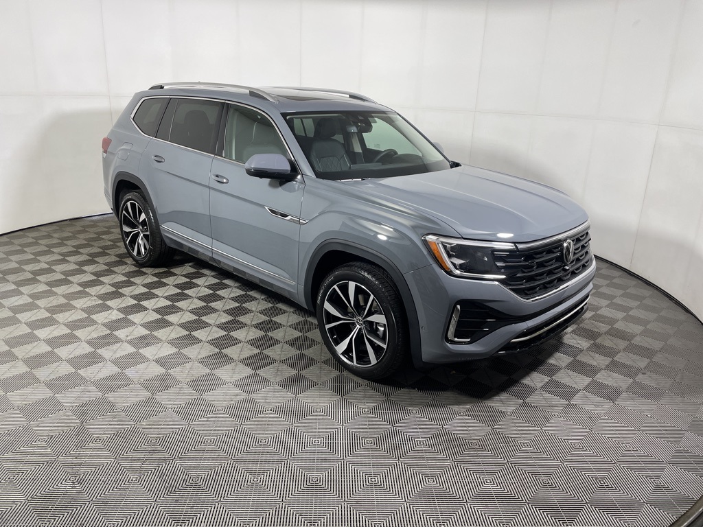 2026 Volkswagen Atlas SEL Premium R-Line's photo