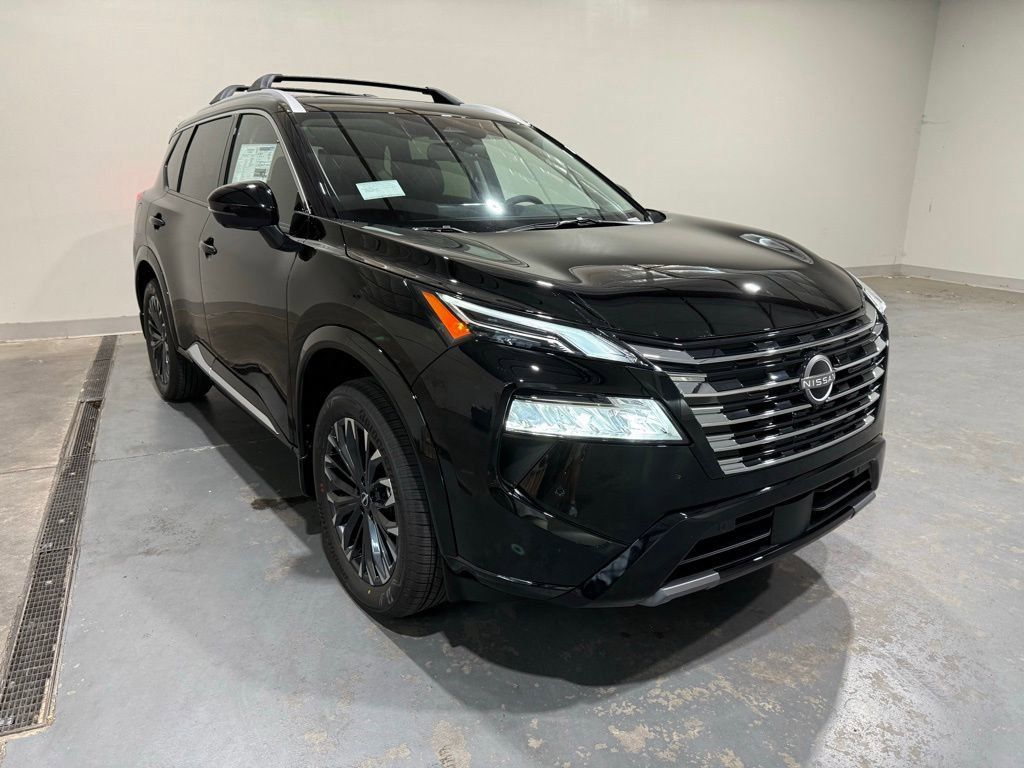 2026 Nissan Rogue Platinum's photo