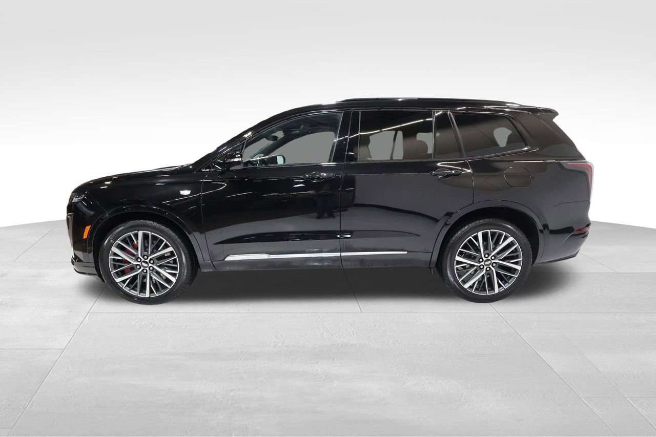 2025 Cadillac XT6 Sport's photo