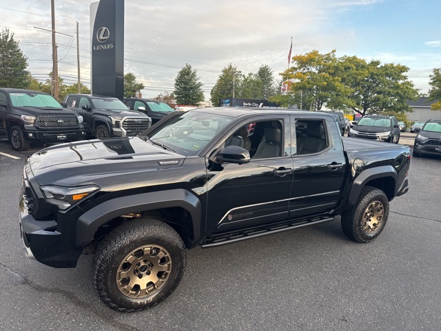 2025 Toyota Tacoma Trailhunter photo 37