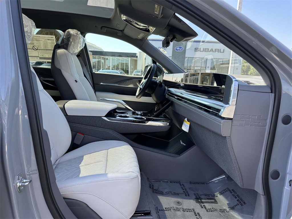 2026 Cadillac Escalade IQ Sport photo 10
