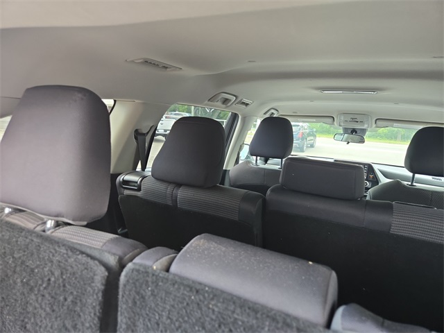 2021 Toyota Highlander L photo 29
