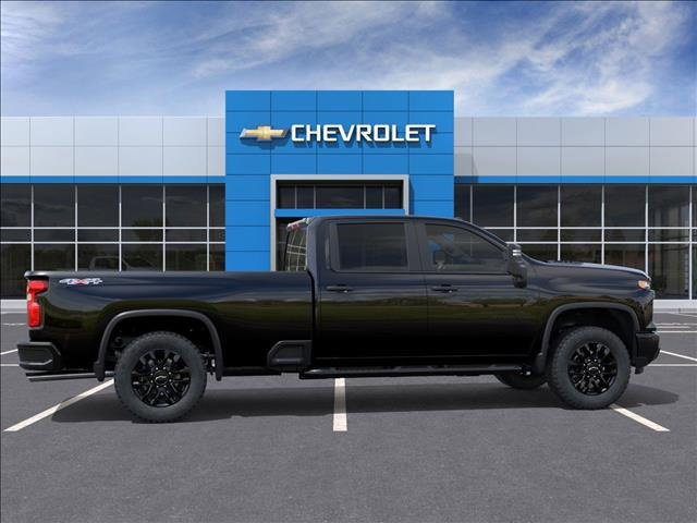 2026 Chevrolet Silverado Custom photo 5