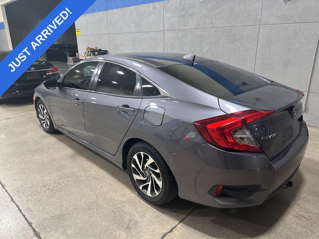 2018 Honda Civic EX photo 4