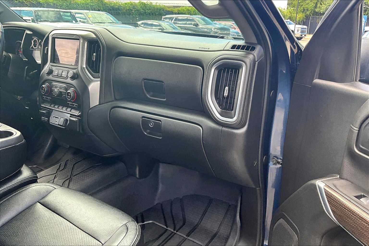 2020 Chevrolet Silverado 1500 LT photo 18