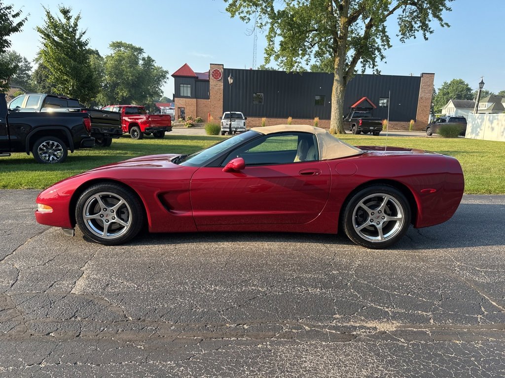 2004 Chevrolet Corvette Base photo 5