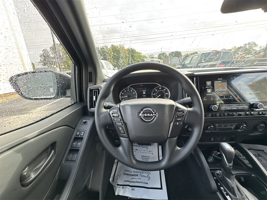 2026 Nissan Frontier Crew Cab SV photo 14