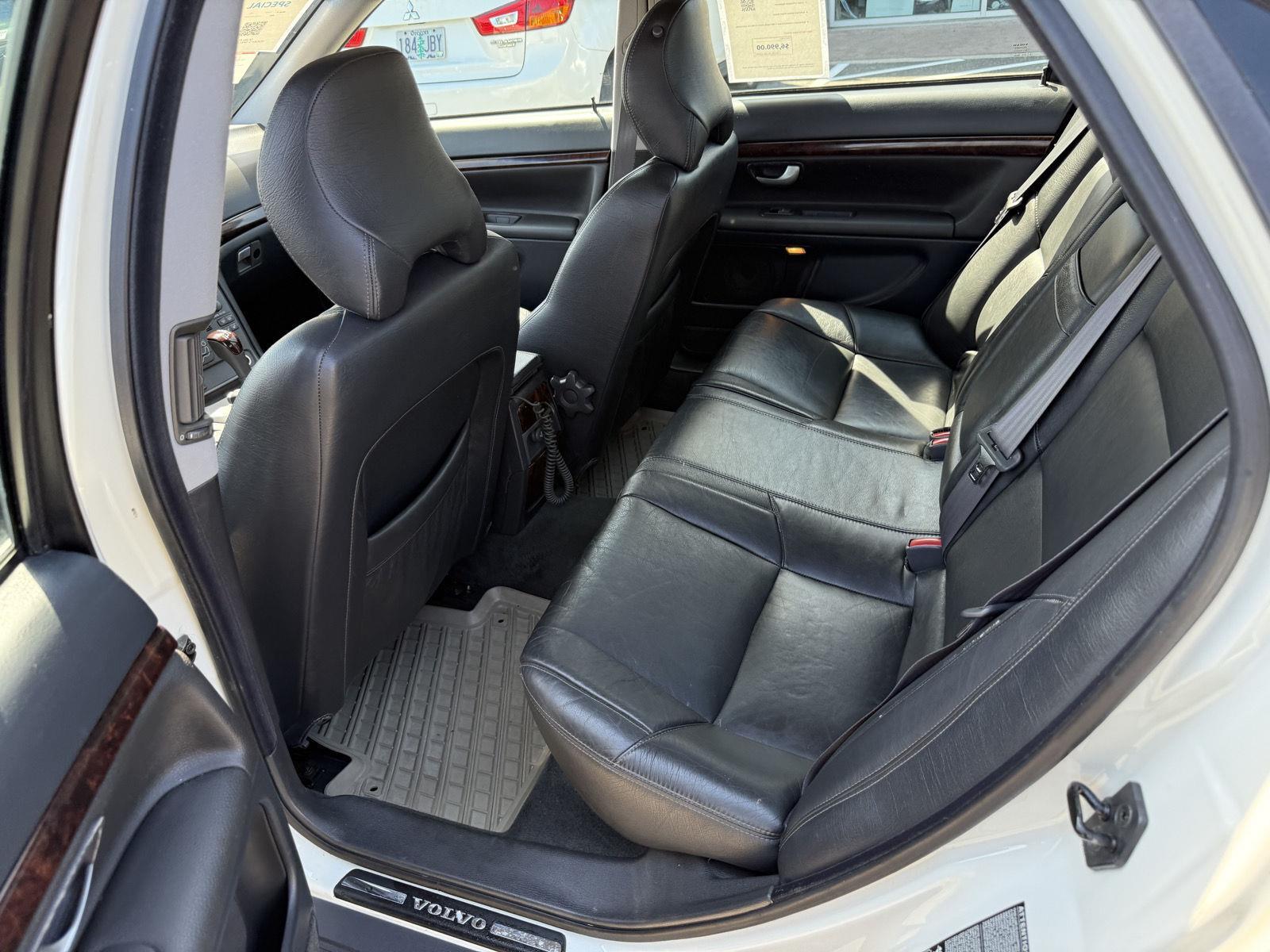 2003 Volvo S80 photo 11