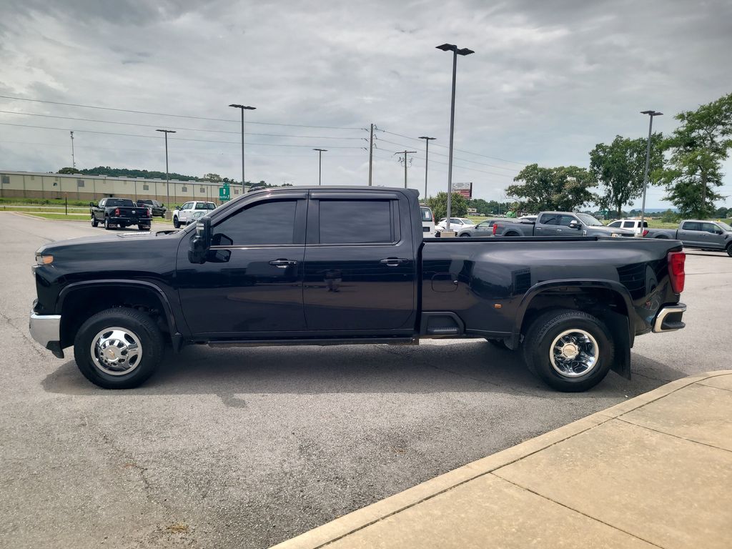 2024 Chevrolet Silverado 3500HD LT photo 6