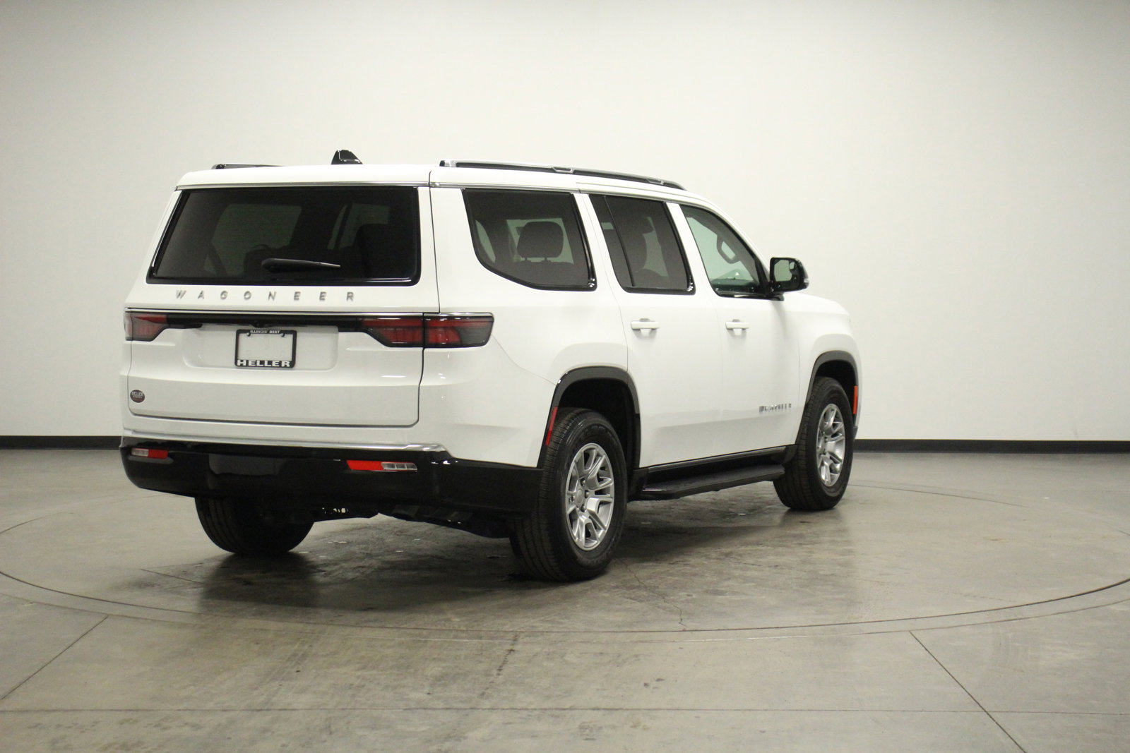 2024 Jeep Wagoneer Base photo 7
